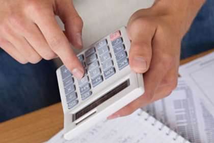 外地欠款者不还款如何提起诉讼？